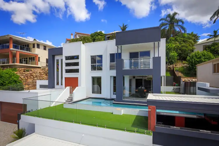10 Grevillea Place, Chapel Hill QLD 4069