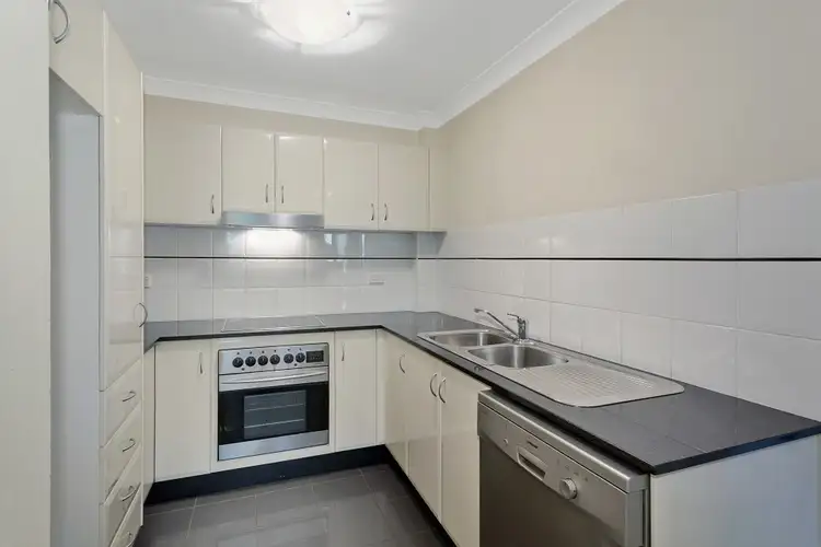 Third view of Homely unit listing, 19/1-3 Funda Place, Brookvale NSW 2100