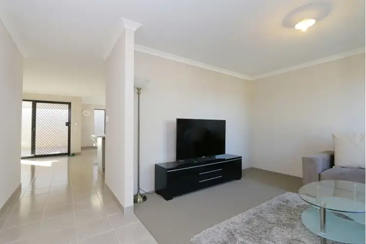 Sixth view of Homely unit listing, 1/114 Gerard Street, East Cannington WA 6107