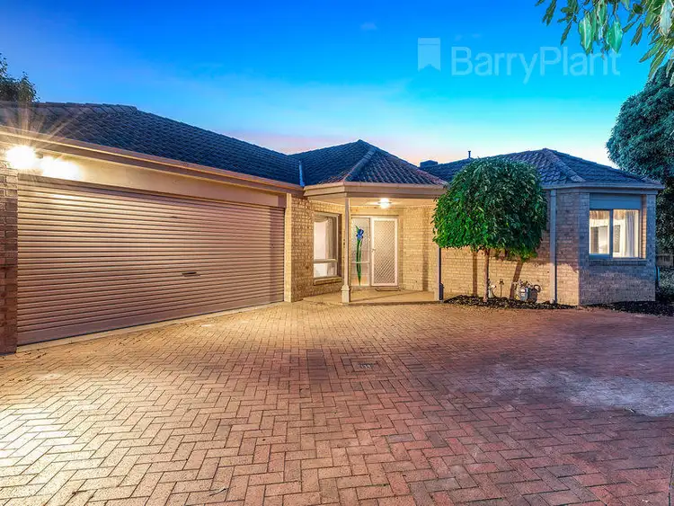 82 Applewood Drive, Knoxfield VIC 3180