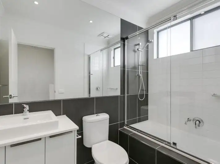 Fifth view of Homely townhouse listing, 1/237 Dunns Road, Mornington VIC 3931