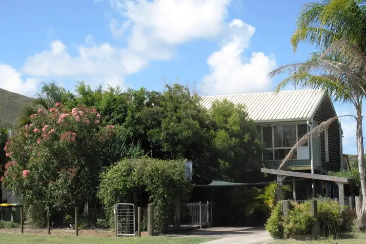 1 Kanooka Avenue, Coolum Beach QLD 4573