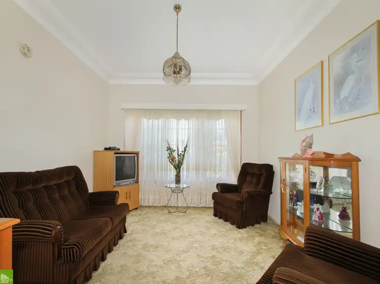 Sixth view of Homely house listing, 8 Ellengowan Crescent, Fairy Meadow NSW 2519