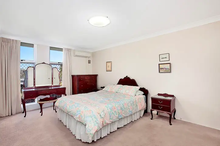 Fourth view of Homely apartment listing, Level 4/17/24 Dunmore Terrace, Auchenflower QLD 4066