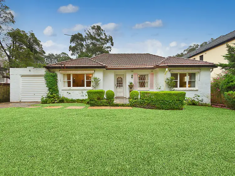 4 Nambucca Street, Turramurra NSW 2074