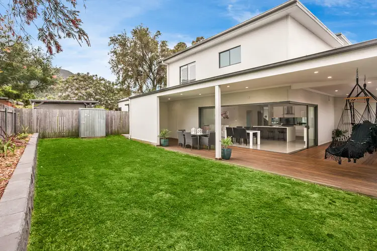 4 Arthur Street, Thirroul NSW 2515