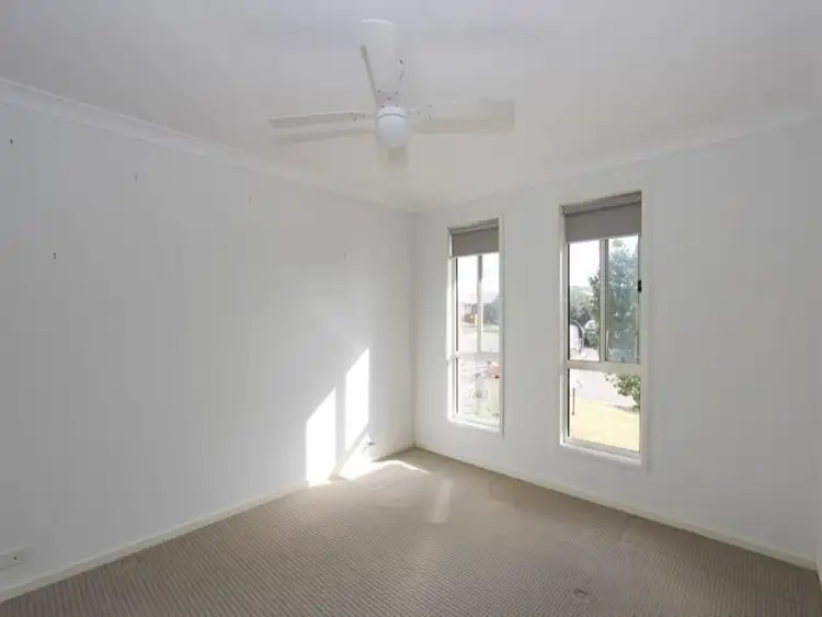 Fifth view of Homely house listing, 3 Spadacini Place, Goulburn NSW 2580