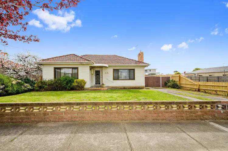 72 Stephenson Street, South Kingsville VIC 3015