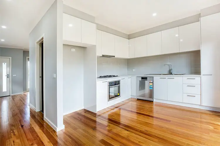 Fourth view of Homely townhouse listing, 2/170-172 Hilton Street, Glenroy VIC 3046