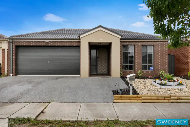40 Edmondshaw Drive, Deer Park VIC 3023