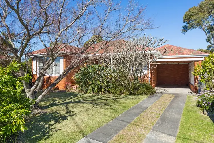4 Sandra Place, Miranda NSW 2228