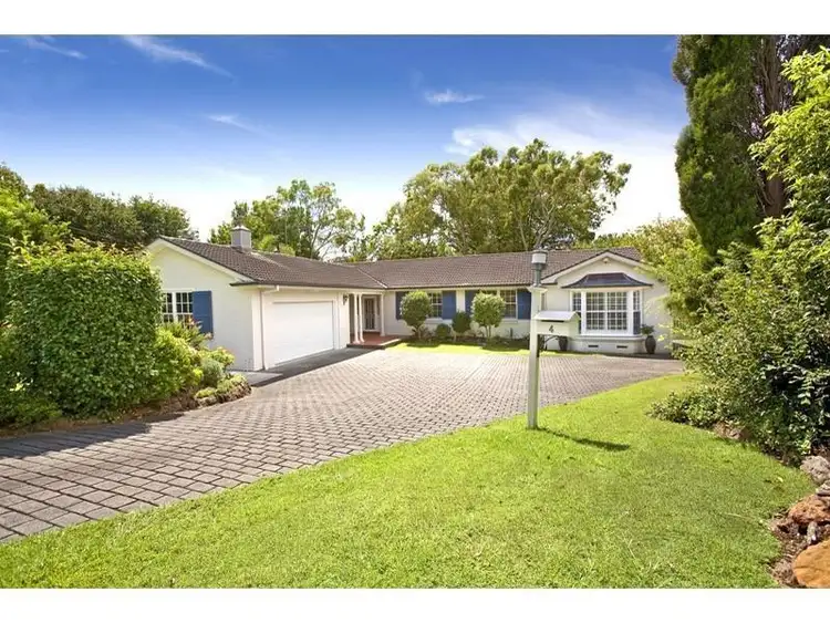 4 Lincoln Road, St Ives NSW 2075