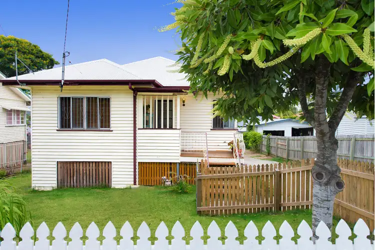 17 Dundee Street, Holland Park QLD 4121