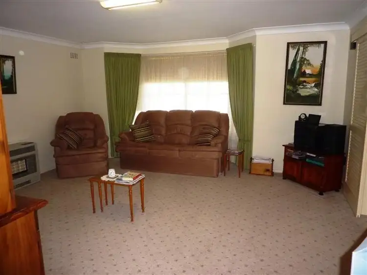 Fifth view of Homely house listing, 2 Johns Avenue, Dubbo NSW 2830