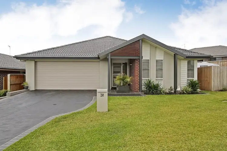 28 Gallina Drive, Spring Farm NSW 2570