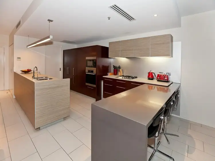 Level 5/5214/197 King Arthur Terrace, Tennyson QLD 4105
