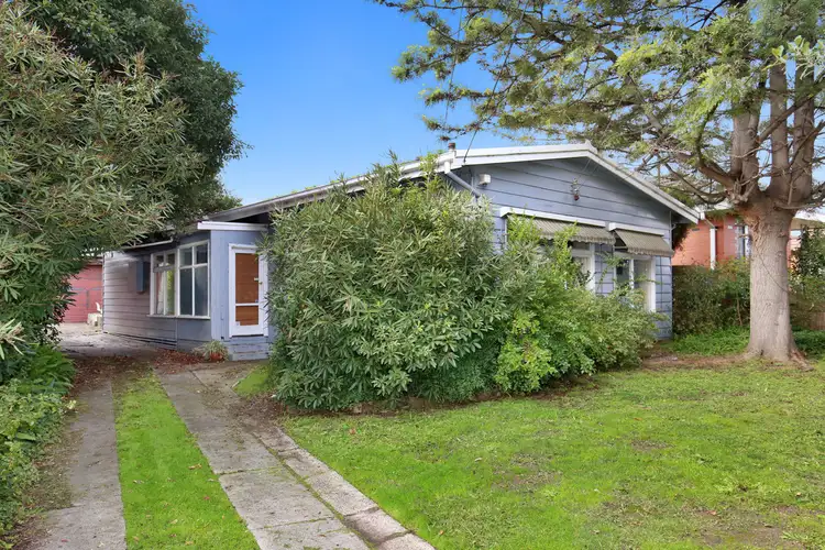 40 Locher Avenue, Reservoir VIC 3073