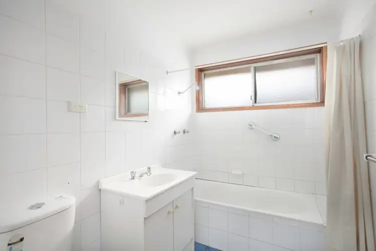 Fourth view of Homely semi-detached listing, 11 O'Donnell Drive, Figtree NSW 2525