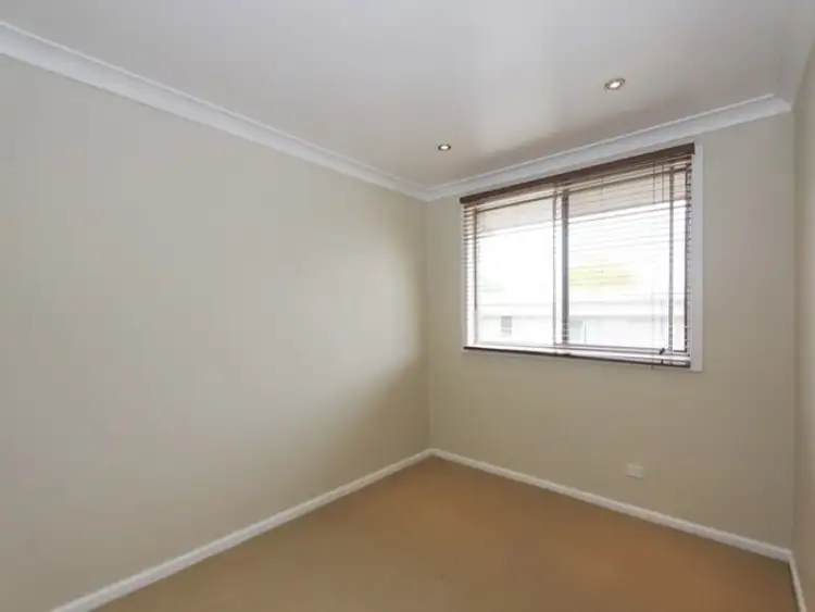 Fifth view of Homely unit listing, 1/8 Cowper Street, Goulburn NSW 2580
