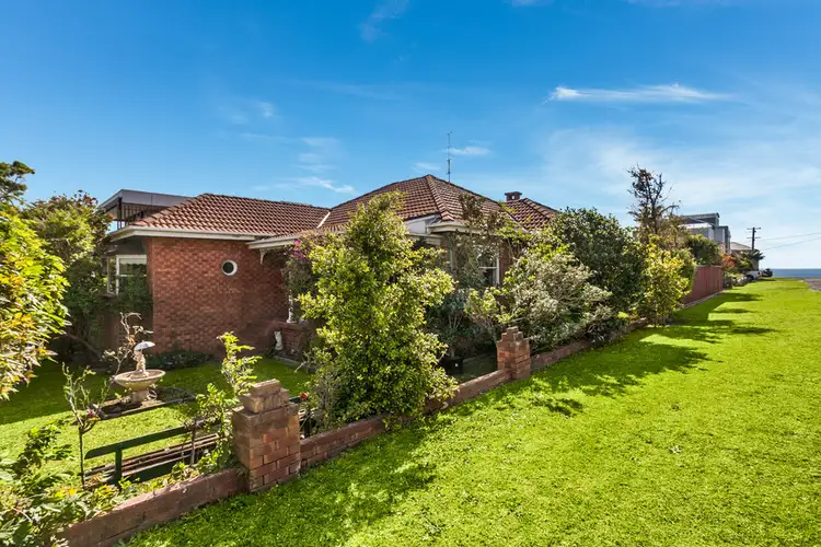1 The Breakers Road, Thirroul NSW 2515