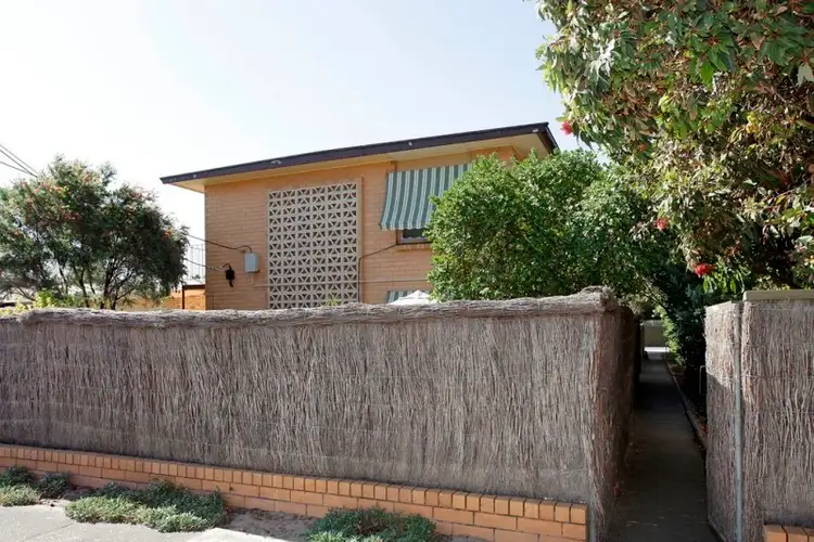 2/8 Chester Street, Henley Beach SA 5022