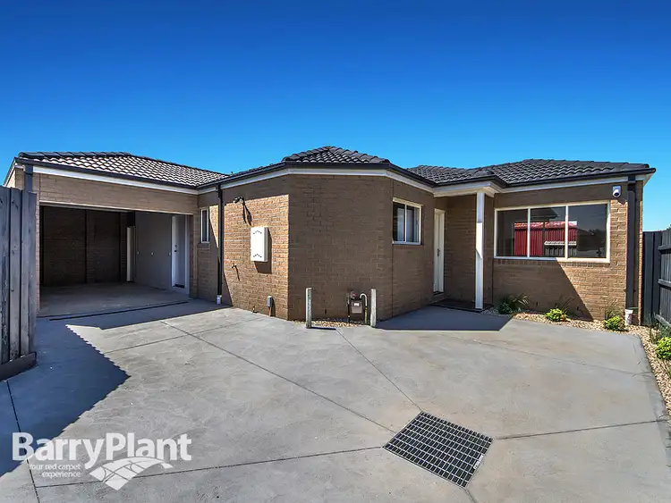 90 Leonard Avenue, St Albans VIC 3021