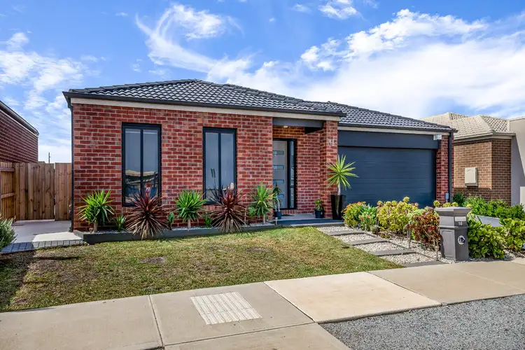 18 Caraleena Drive, Tarneit VIC 3029
