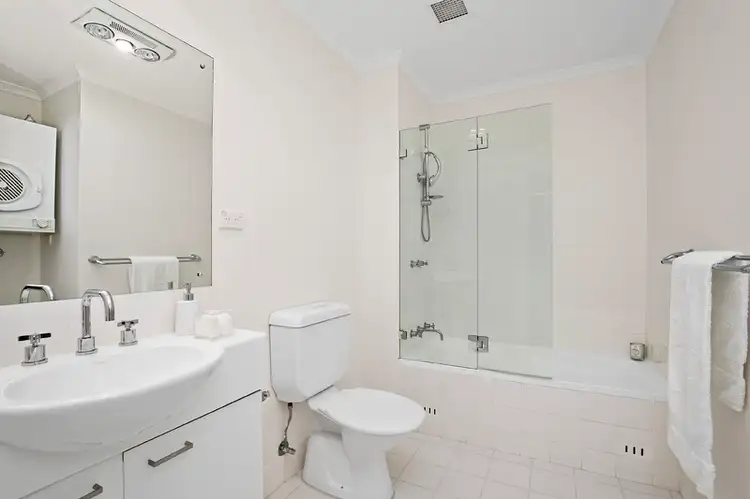 Fifth view of Homely apartment listing, 24/2 Kensington Mews, Waterloo NSW 2017