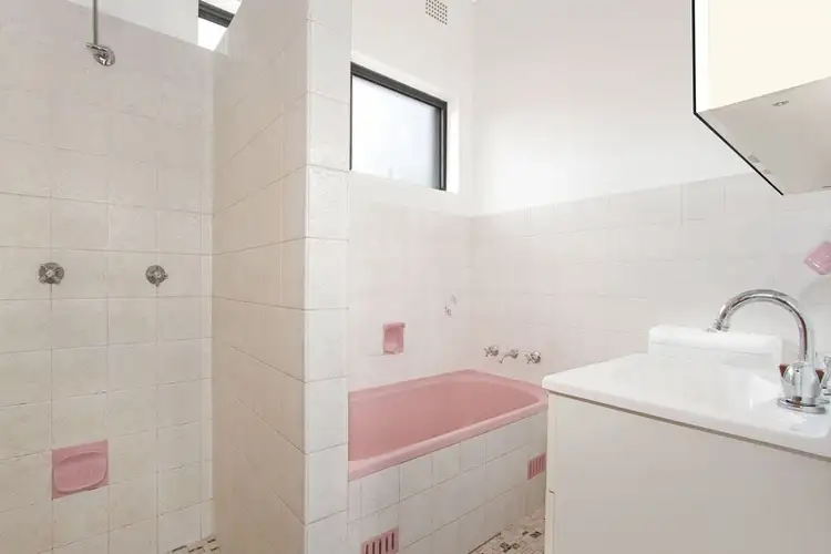 Fifth view of Homely unit listing, 5/20 Rowland Avenue, Wollongong NSW 2500