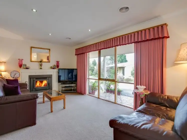 Second view of Homely house listing, 5 Kent Place, Somerville VIC 3912