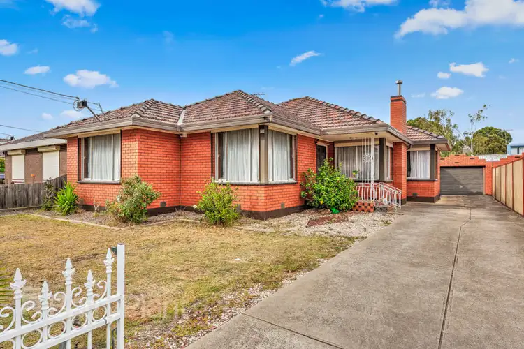 5 Hibiscus Avenue, St Albans VIC 3021