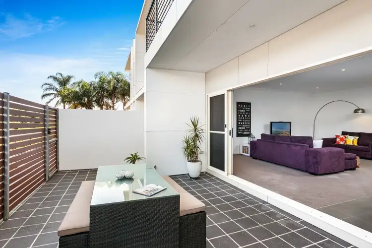 Main view of Homely townhouse listing, Unit 6/15 Daisy Street, Fairy Meadow NSW 2519