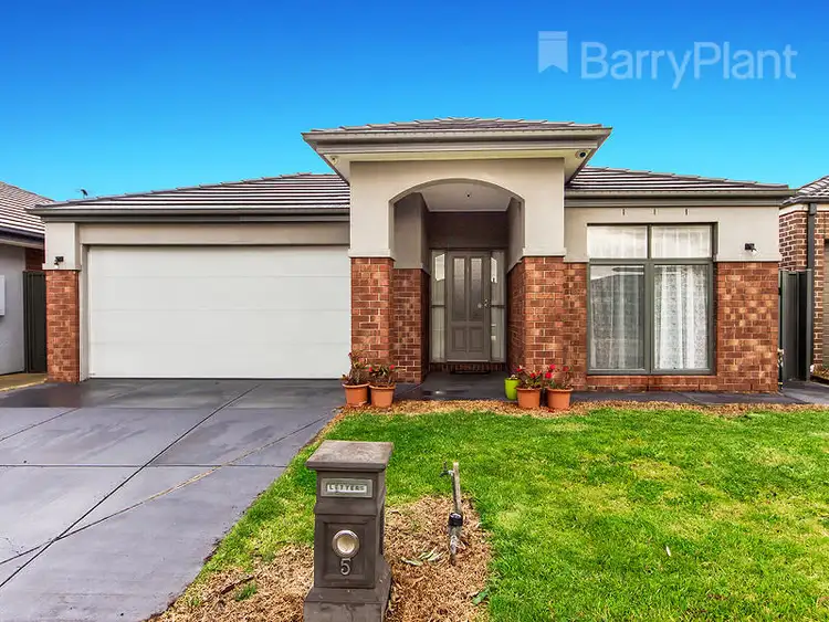 5 Loxwood Court, Deer Park VIC 3023