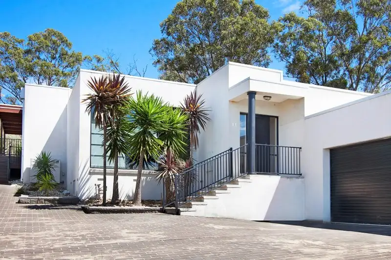 Main view of Homely house listing, 11 Balmoral Drive, Golden Square VIC 3555