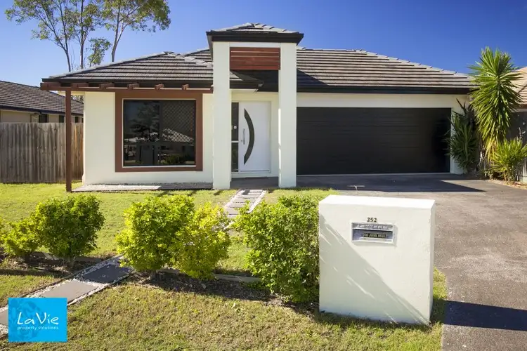 252 Lakeside Avenue, Springfield Lakes QLD 4300