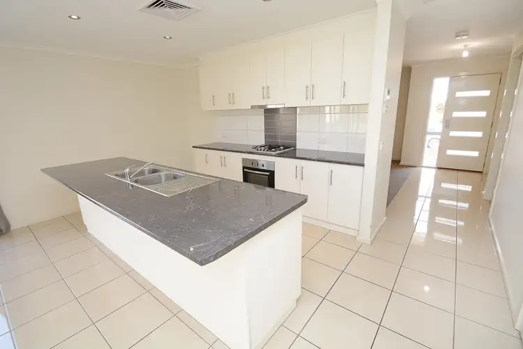 Fourth view of Homely townhouse listing, 8 Wisteria Way, Mildura VIC 3500