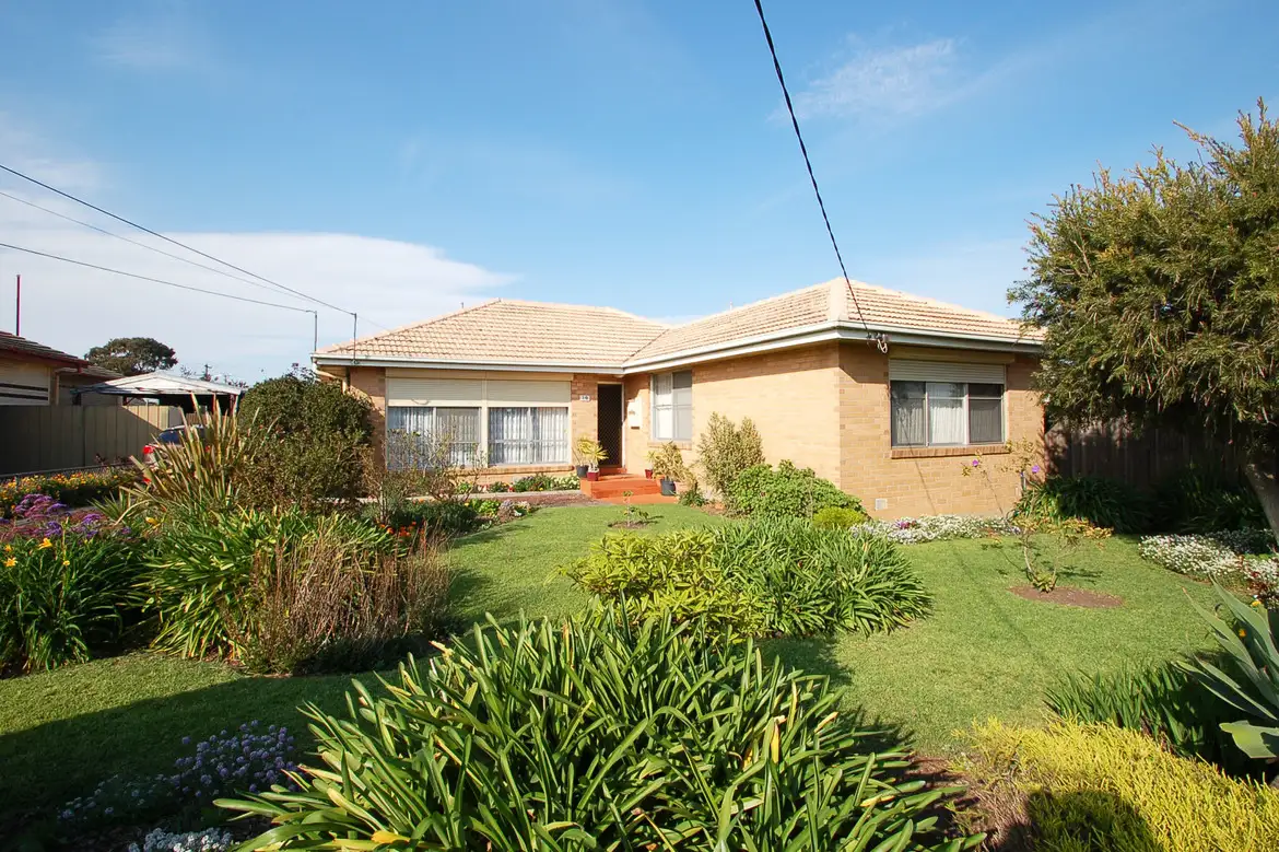 Main view of Homely house listing, 19 Smeaton Avenue, Dallas VIC 3047