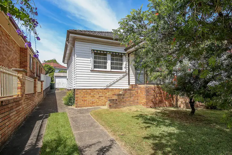21 Woodlands Avenue, New Lambton NSW 2305