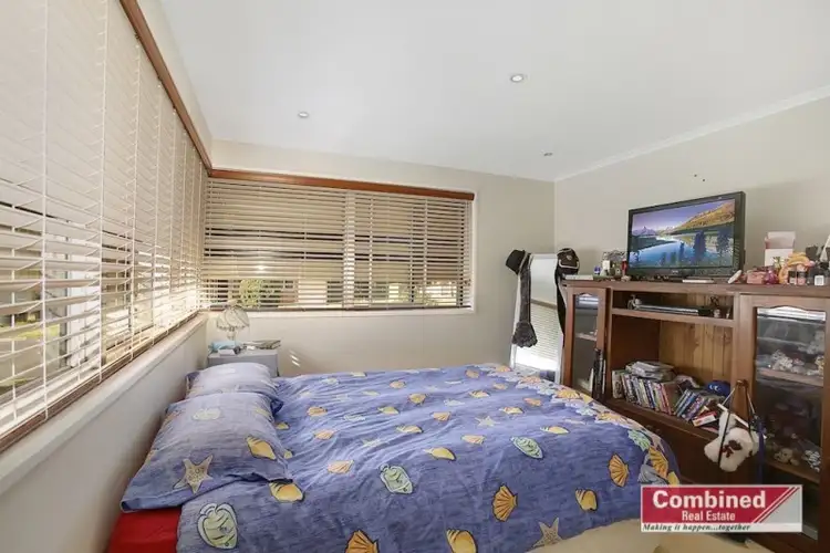 Sixth view of Homely house listing, 5 Akuna Avenue, Bradbury NSW 2560