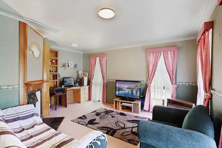 Fourth view of Homely house listing, 7 Griffiths Place, Eagle Vale NSW 2558