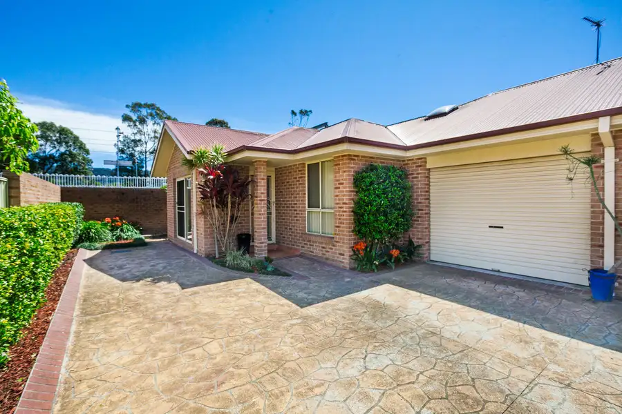 Main view of Homely villa listing, 4/8 Montague Street, Fairy Meadow NSW 2519