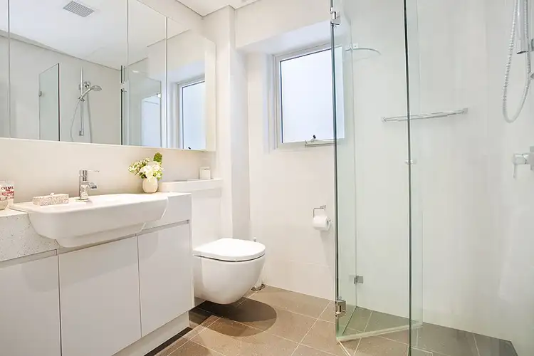 Sixth view of Homely apartment listing, 3/28 East Crescent Street, McMahons Point NSW 2060