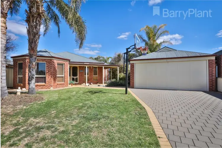 7 Stamford Court, Buronga NSW 2739