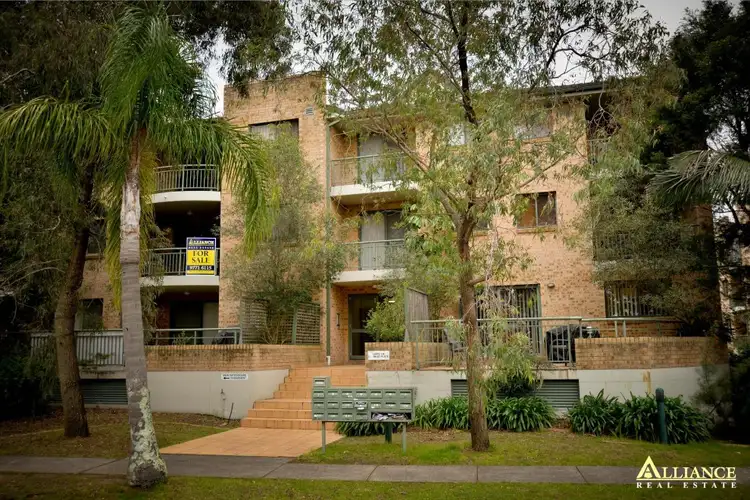 10/16 Frank Oliveri Drive, Chipping Norton NSW 2170