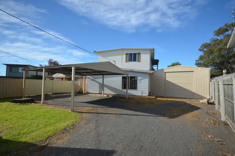 Units 1&2/4 Waverley Court, Paynesville VIC 3880