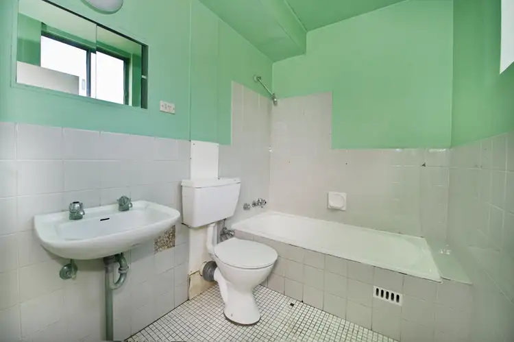 Fifth view of Homely apartment listing, 3/1 Charlton Way, Glebe NSW 2037
