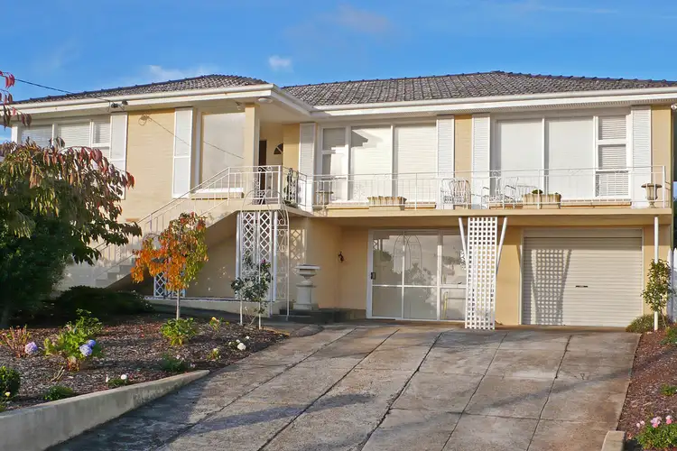 8 Sunset Court, Devonport TAS 7310