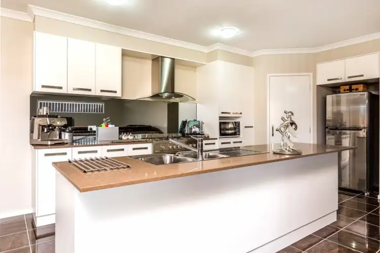 Fifth view of Homely house listing, 11 Harvard Place, Thurgoona NSW 2640