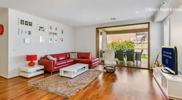 Fifth view of Homely house listing, 7 Sandarra Boulevard, Sandhurst VIC 3977