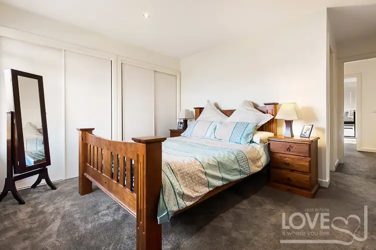 Sixth view of Homely townhouse listing, 2/136 Hickford Street, Reservoir VIC 3073